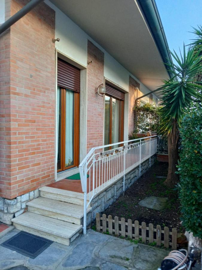 Vacanze A Viareggio Exterior foto